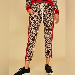 Veronica Beard x Bandier Leopard Print Tuxedo
Stripe Althea Sweatpants Size XS